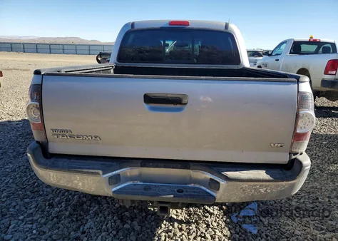 2013 Toyota Tacoma Double Cab z USA, uszkodzony, nr VIN 3TMLU4EN0DM106643